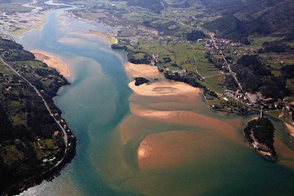 דירות ברמאו Arostegi Etxea Bonito Piso Junto Al Puerto מראה חיצוני תמונה