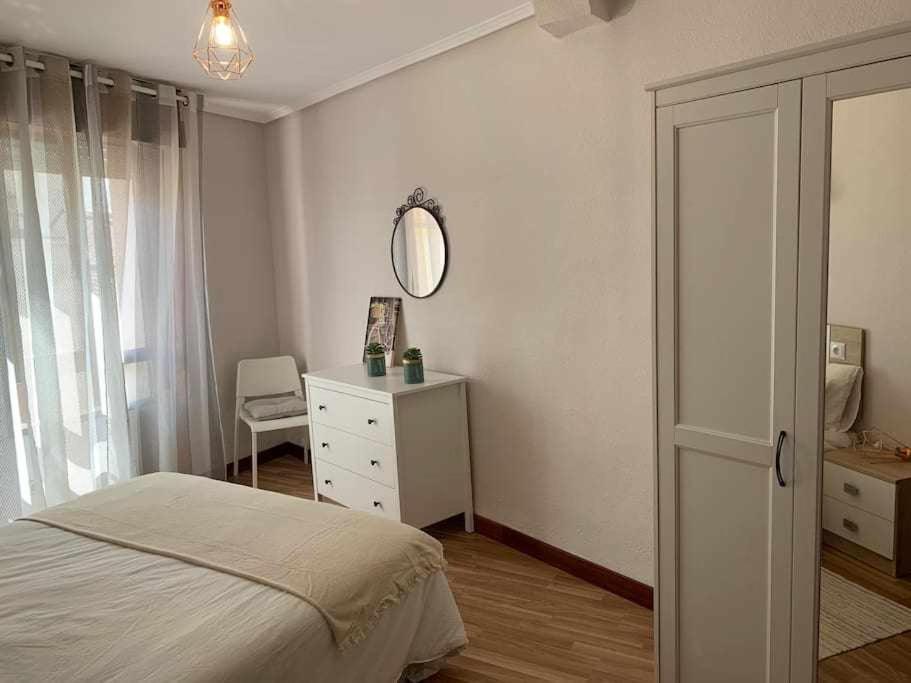 דירות ברמאו Arostegi Etxea Bonito Piso Junto Al Puerto מראה חיצוני תמונה